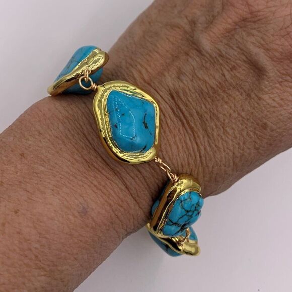 Ring, NWT, gold coloured stainless steel, Sz 7 & 8, large, minimalist - Picture 16 of 16